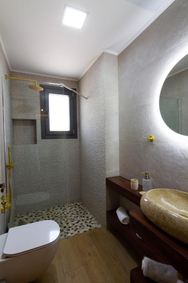 Aphrodite Stone Apartments Moudhros Экстерьер фото